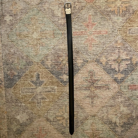 Tommy Hilfiger Imitation Leather Brown/Black Reversible Belt with Silver Buckle - Picture 11 of 11